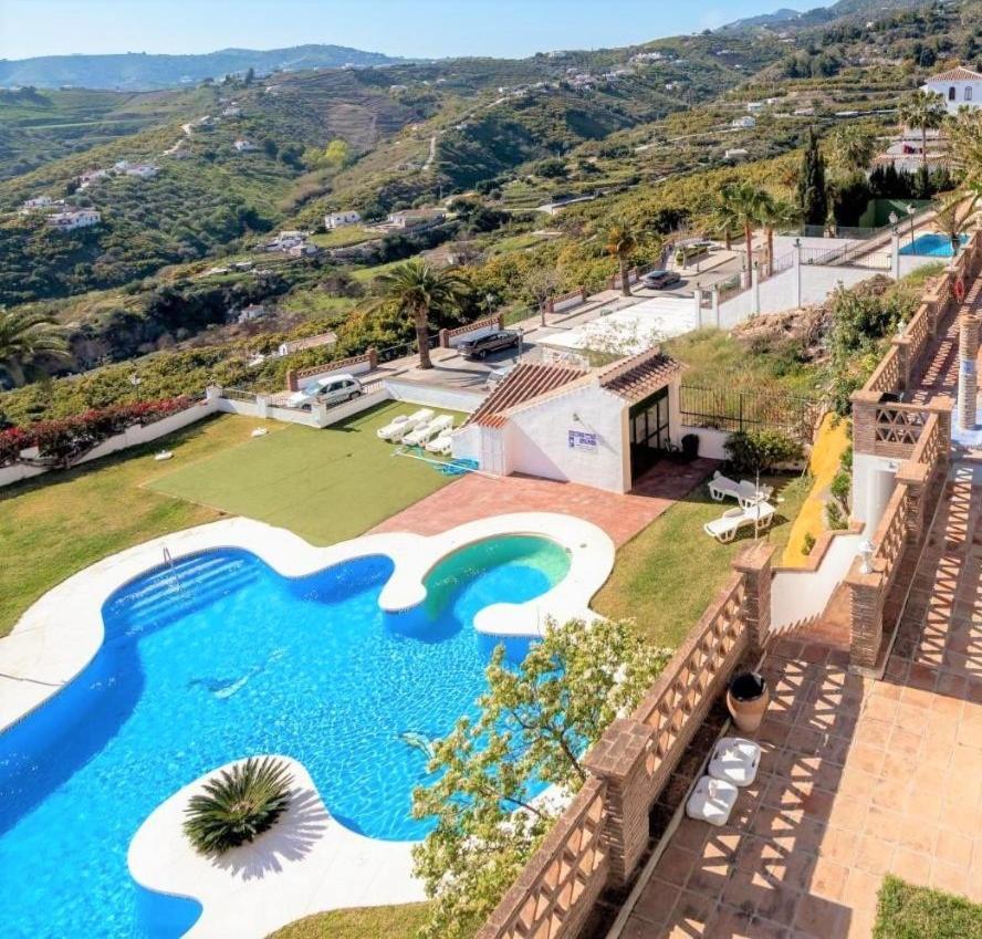 Lovely 2 Bedroom Apartment With Sea View, Frigiliana Exterior photo